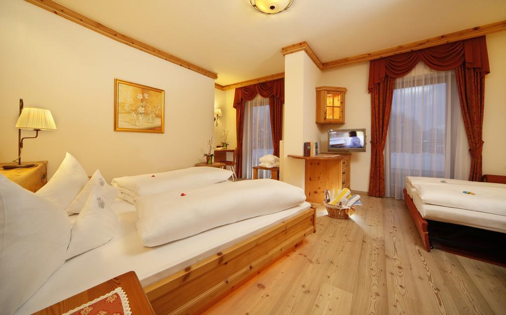 Hotel Plunhof 리다나 외부 사진